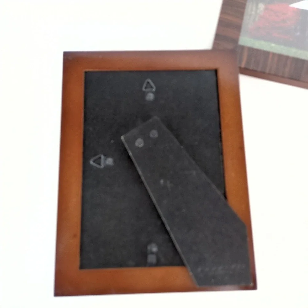 Decor Essentials Picture Frames Set of 4 5x7 Brown Veneer Wood‎ Grain Y2K Rustic
